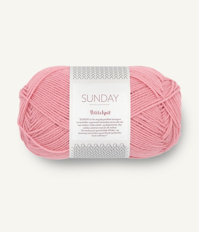 Sandnes Garn Petite Sunday PLASTIC PINK Lykkelig as